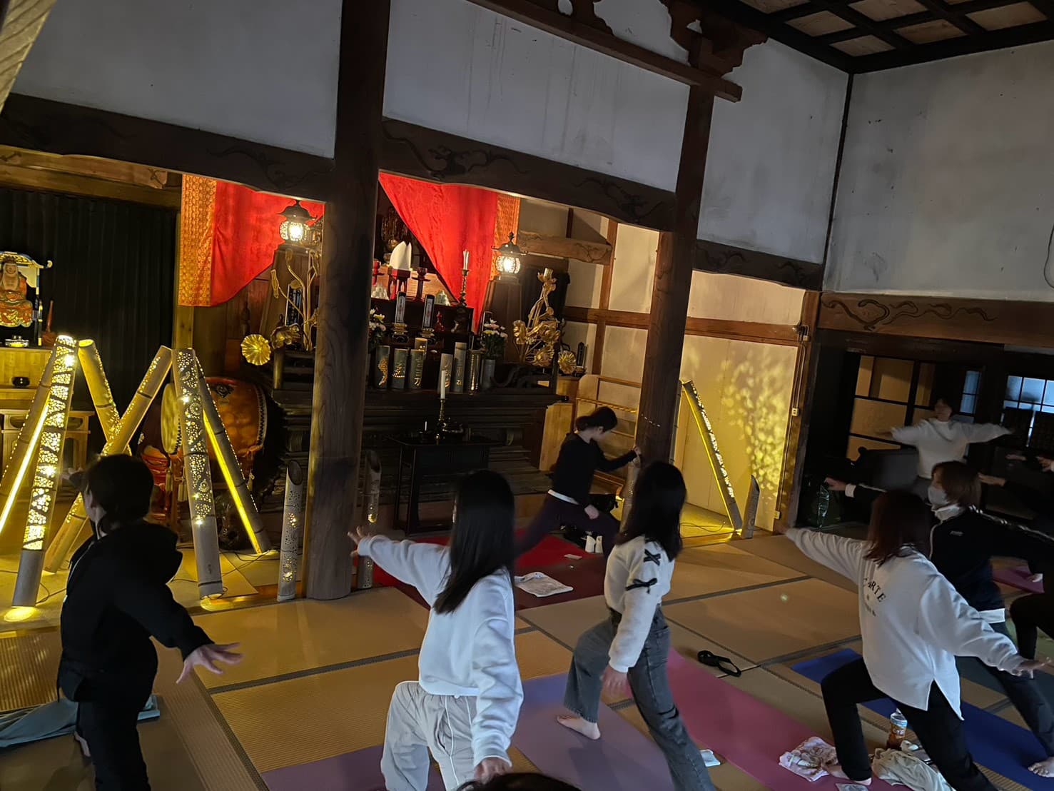 お寺ヨガ